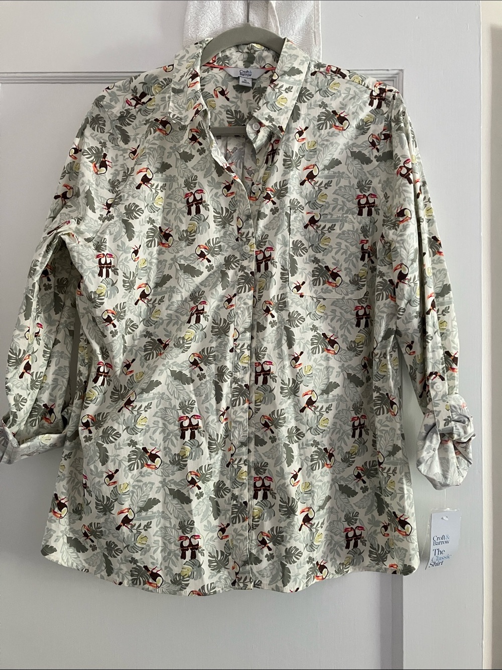 croft & barrow Light Green Tropical Toucan Button-Down Shirt
